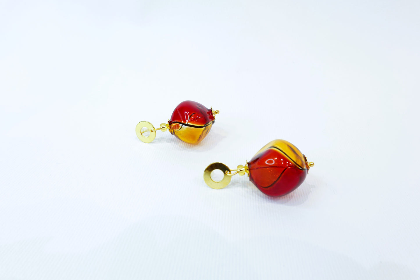 Filigree Blown Murano Glass Earrings - Rhombus Red