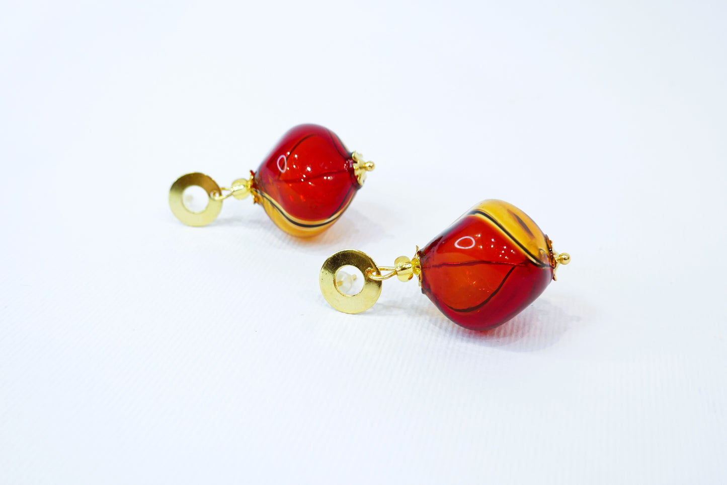 Filigree Blown Murano Glass Earrings - Rhombus Red