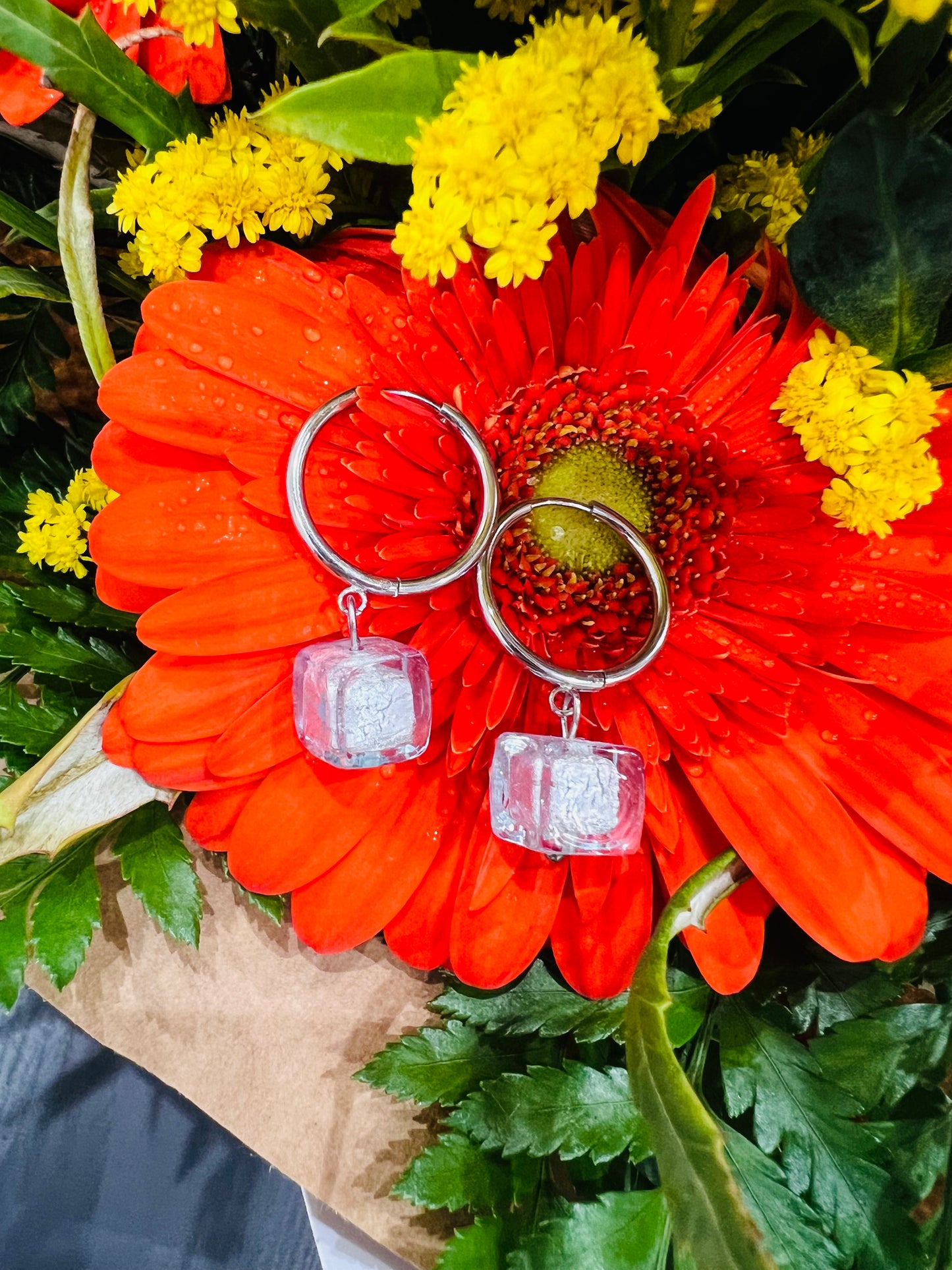Stainless Steel Loop Earrings with Sommerso Murano Glass Cube Pearl