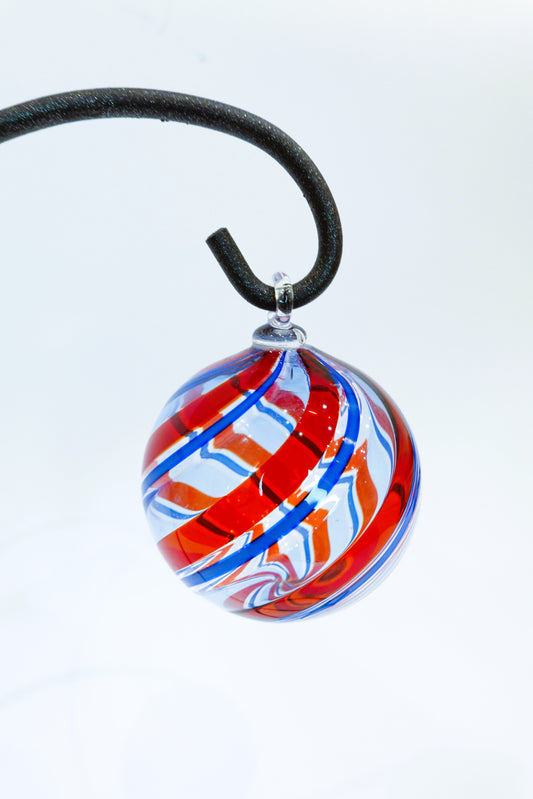 Blown Murano glass balls with filigree or canne technique